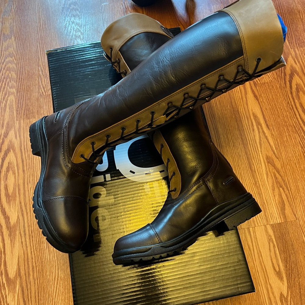 Tuffrider ladies 9.5 tall boots new